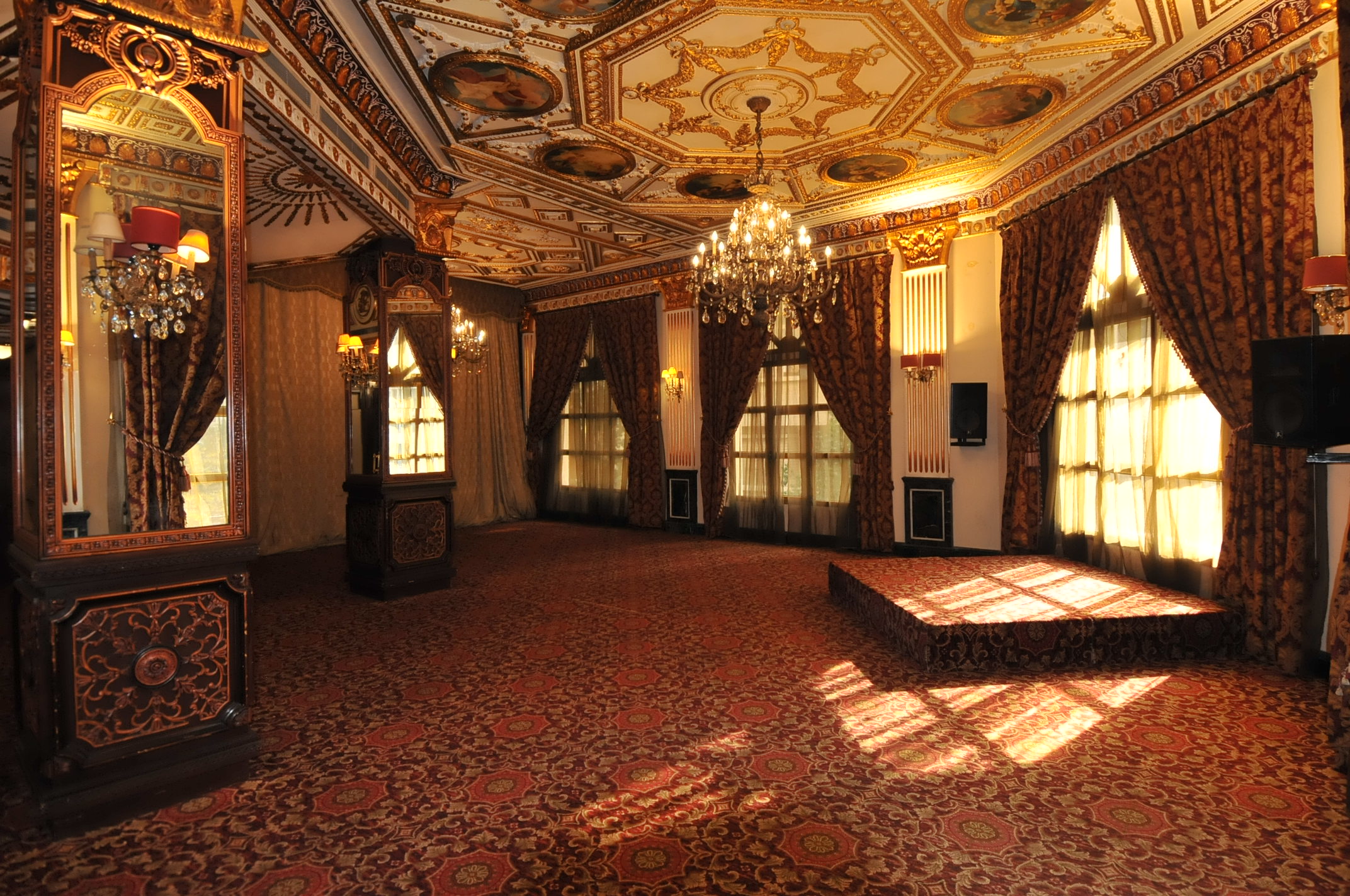 Grand Renaissance Ballroom at Serenada