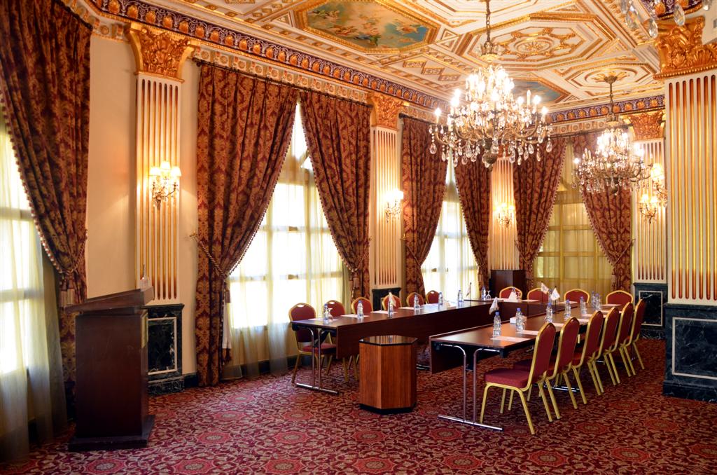Florence Hall set up for a meeting at Serenada
